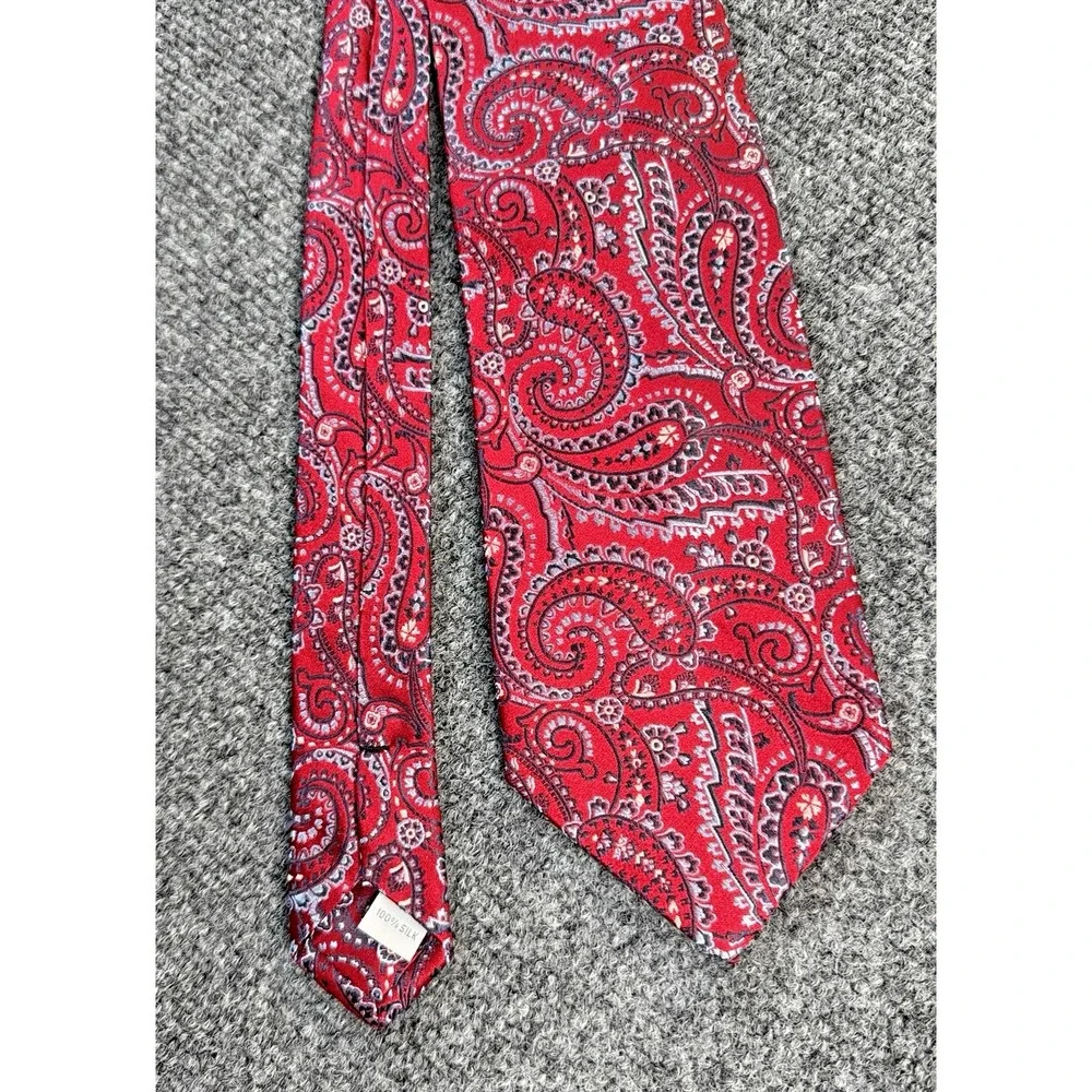 100% Silk Burma Bibas Men's Vintage Red Paisley Necktie Classic width